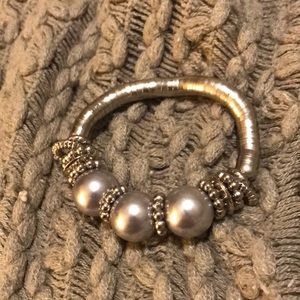 Silver stretch bracelet